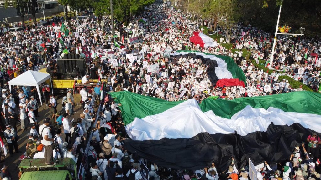 Aksi Bela Palestina di Kedubes AS Jakarta