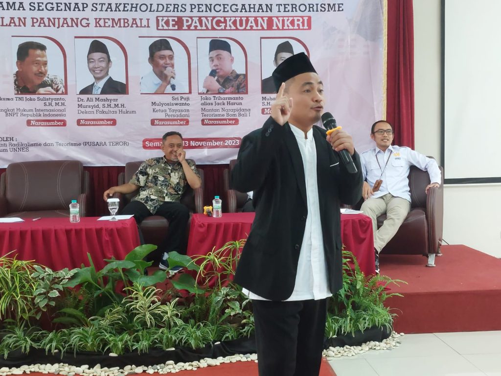 Jack Harun di Unnes Semarang
