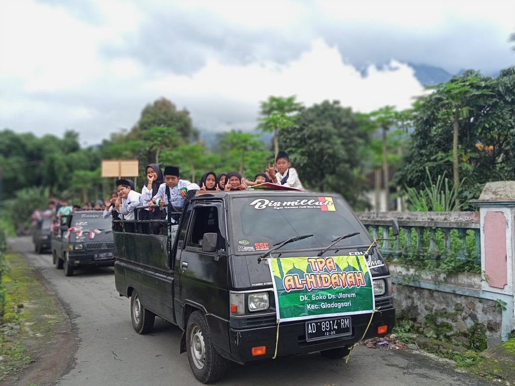 anak-anak lereng gunung merbabu