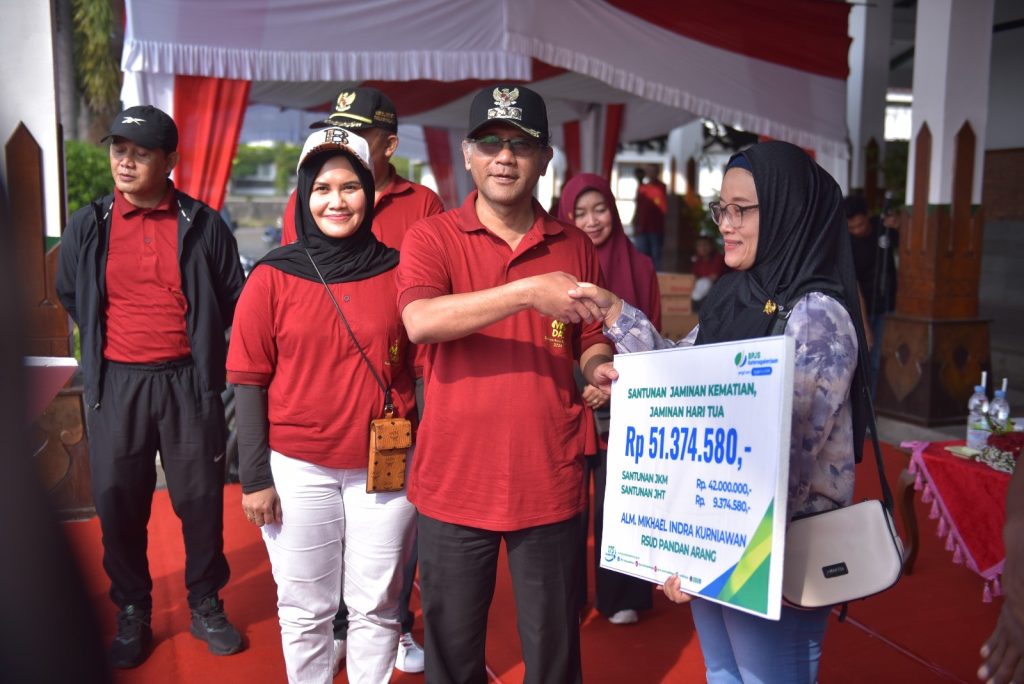 Bupat Boyolali dan Buruh