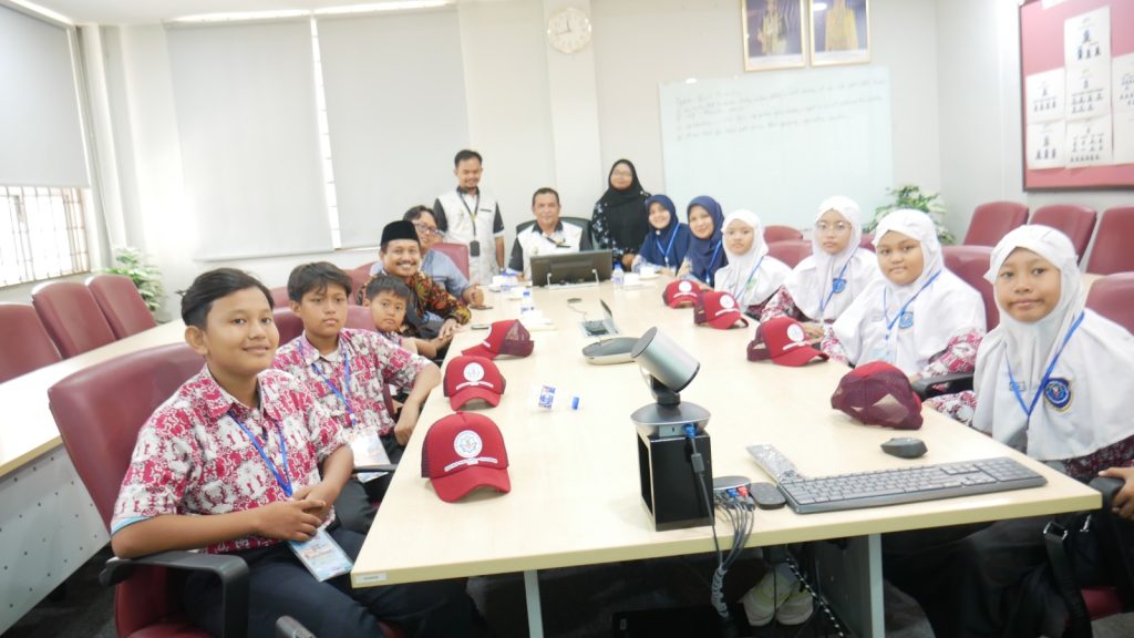 SD Muh Palur di Malaysia