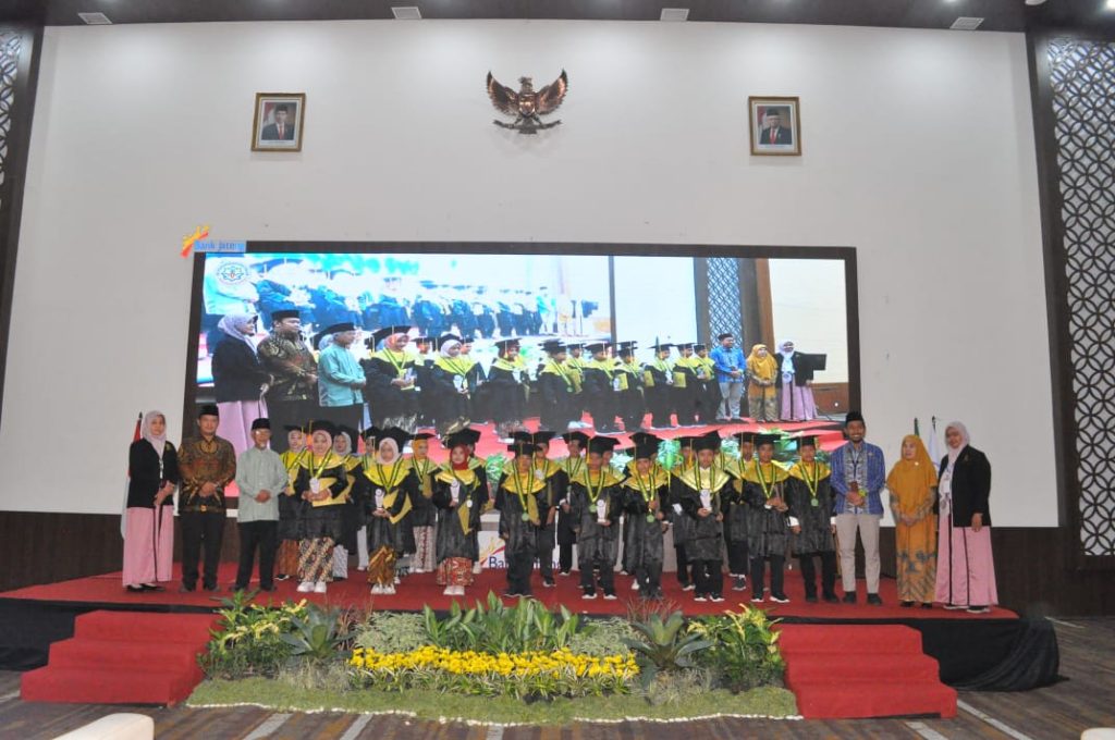 SD Muhammadiyah Palur Adakan Akhirussanah