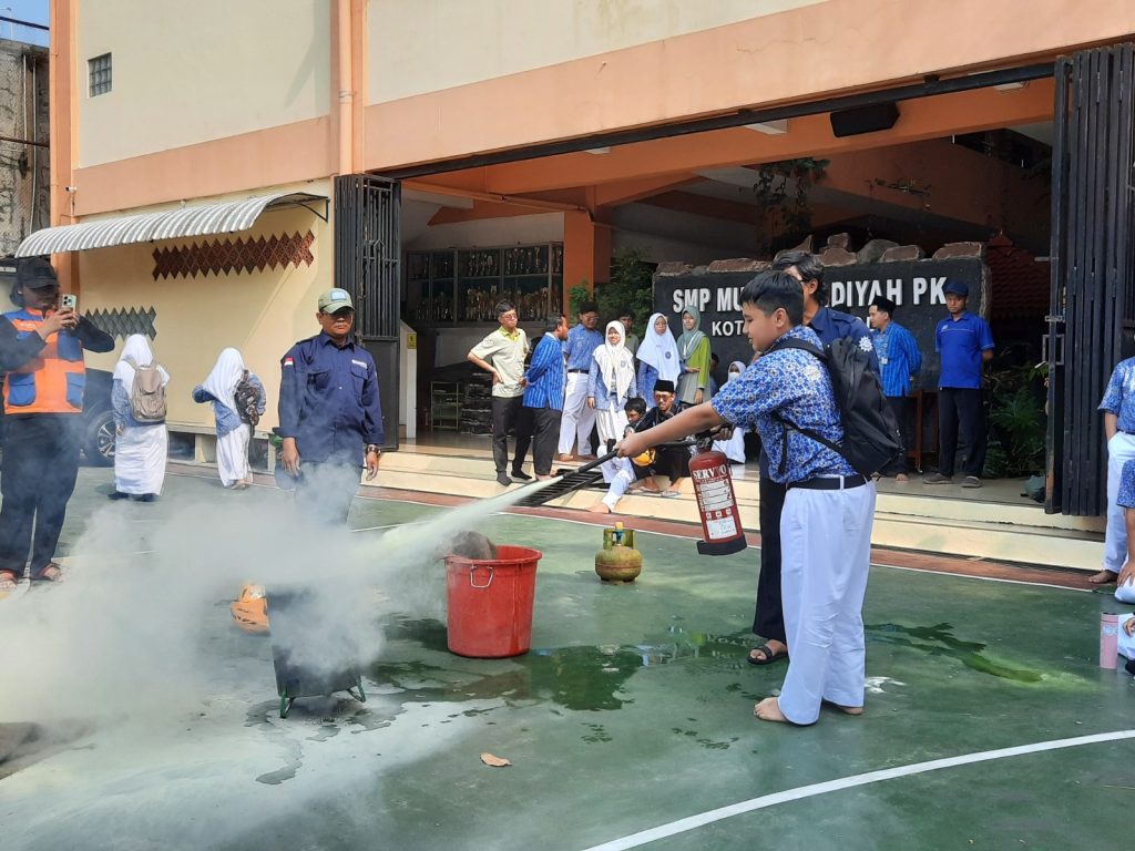 Siswa SMP Muh PK Belajar Mitigasi Bencana