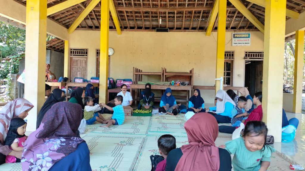 Mahasiswa STAIMAS posyandu