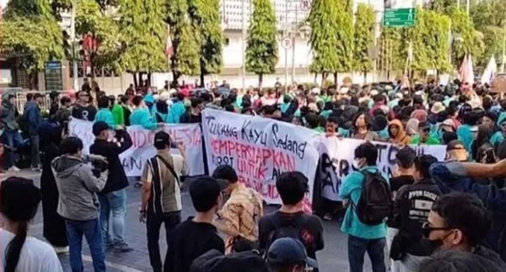 Unjuk rasa revisi UU