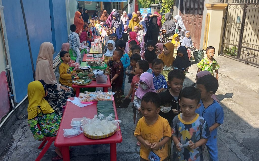 KBIT RA Alif Smart pasar kaget