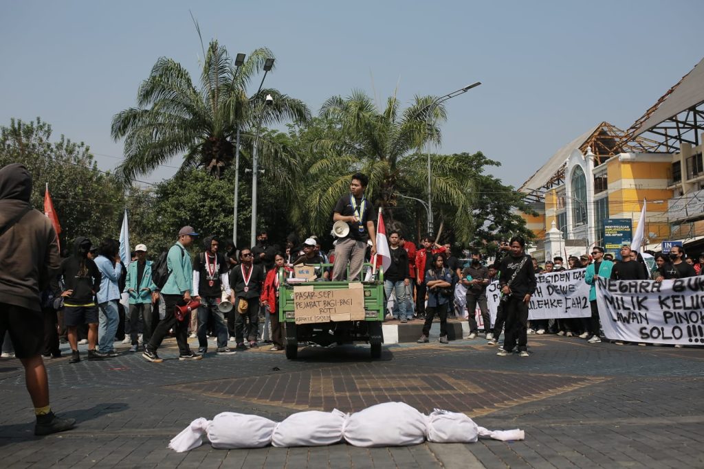 Mahasiswa Soloraya Gelar Unjuk Rasa