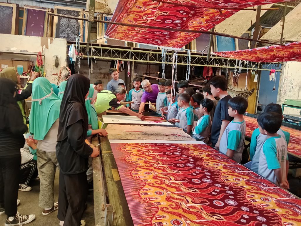 SD Muh 21 batik