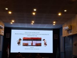 Seminar wayang di Beteng Yogyakarta