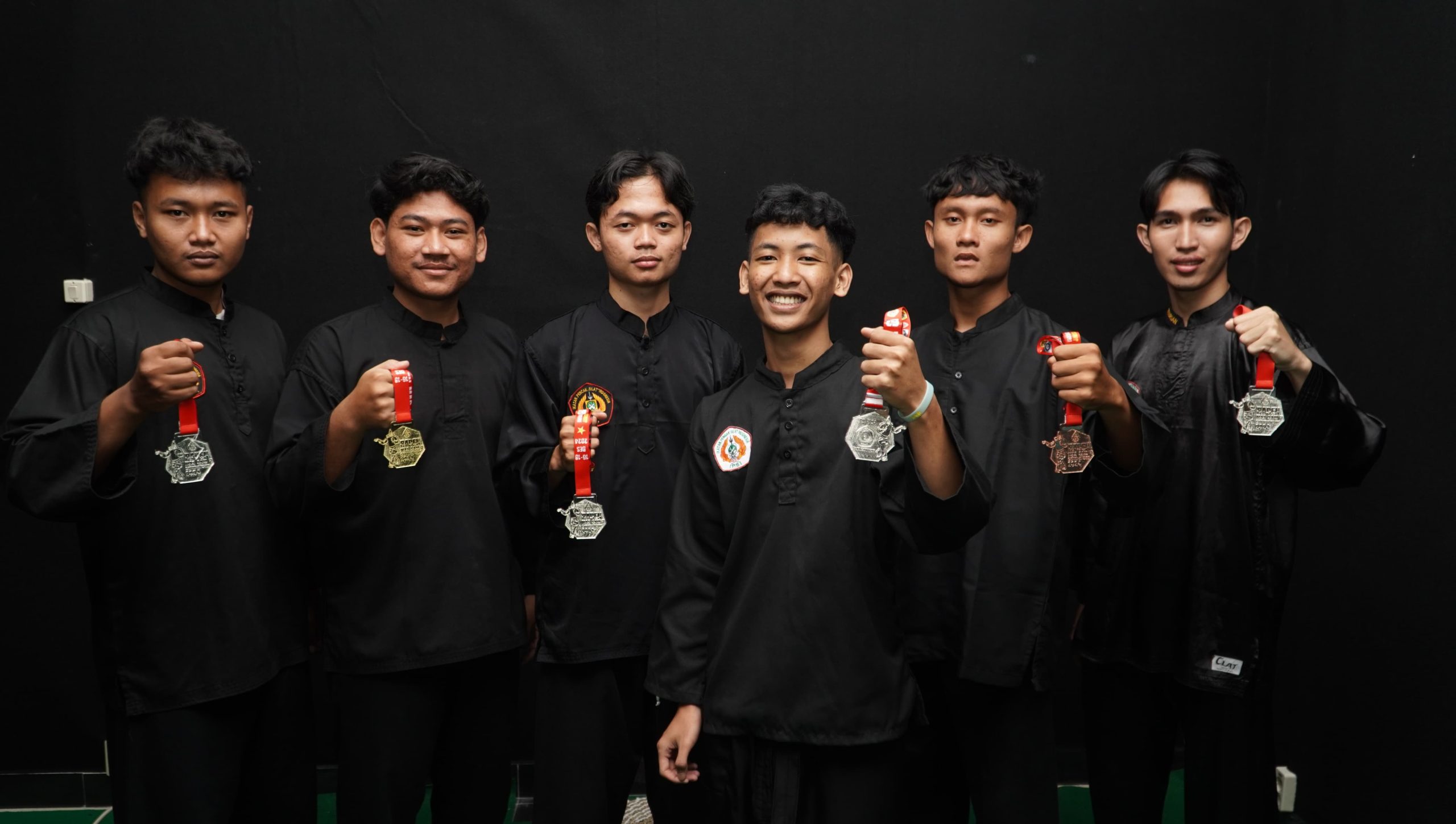 ITS PKU Mahasiswa pencak silat