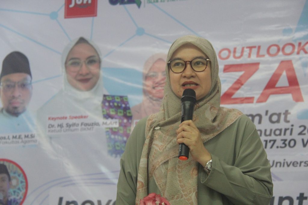 Ketua Umum BKMT Syifa Fauzia