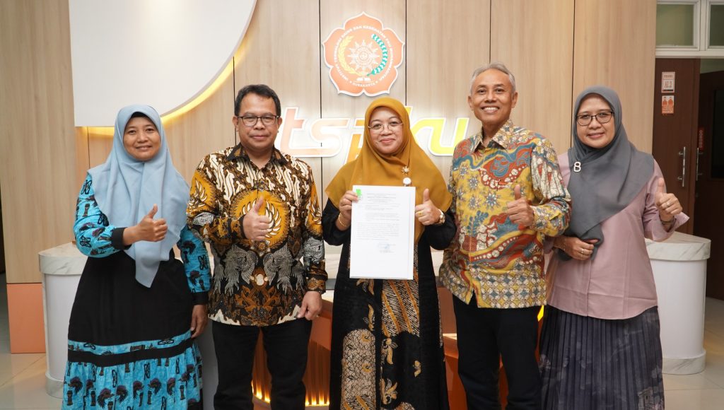 UM PKU Surakarta