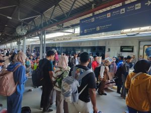 Penumpang kereta api