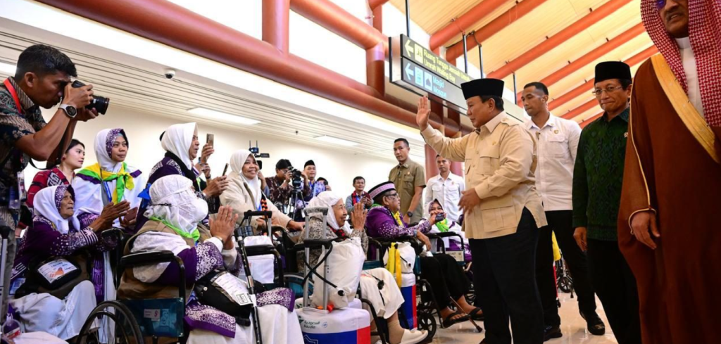 Presiden Prabowo dan calon jamaah haji