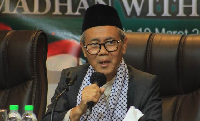 Prof Sudarnoto Abdul Hakim