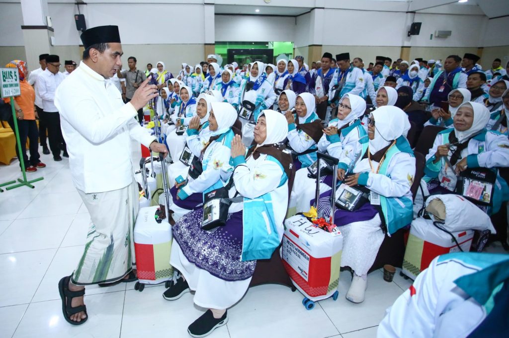 Taj Yasin Lepas Jemaah Haji