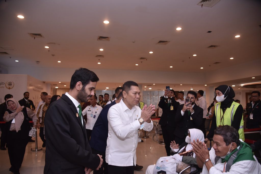 Wakil Ketua DPR RI Adies Kadir