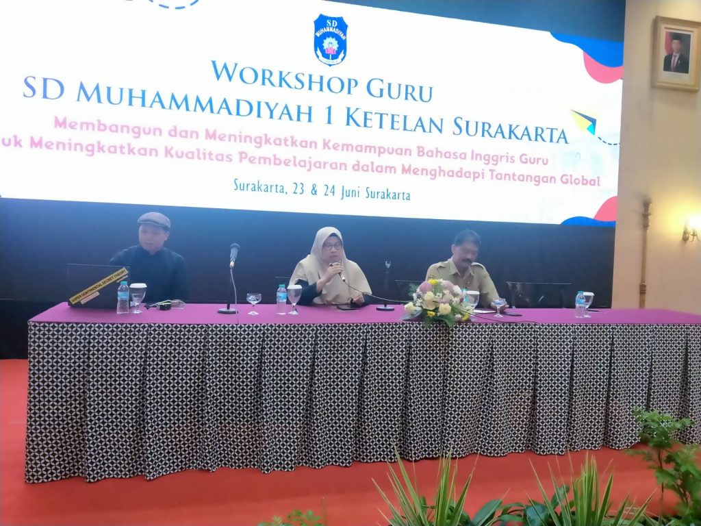 SD Muhammadiyah 1 Gelar Workshop Pembelajaran Bilingual