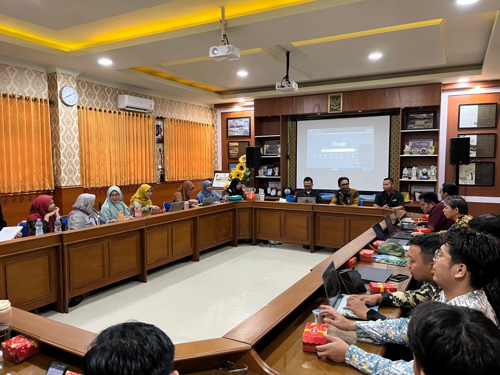 SMP Muh PK Gelar Workshop