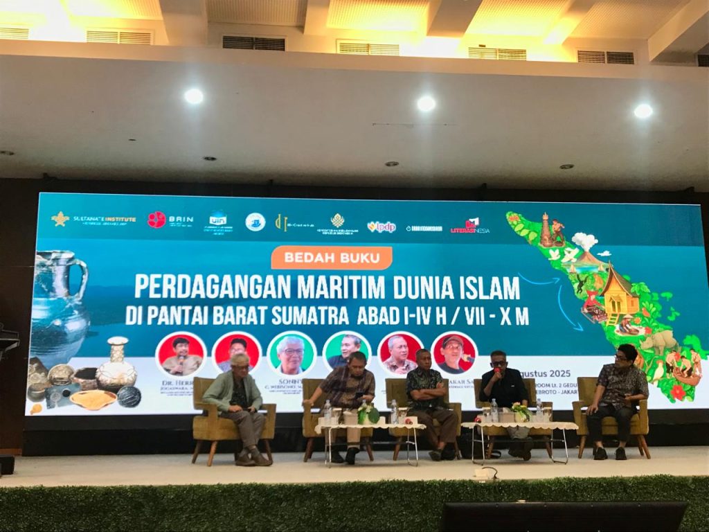 Beda Buku Mengungkap Kisah Sejarah Perdagangan Islam
