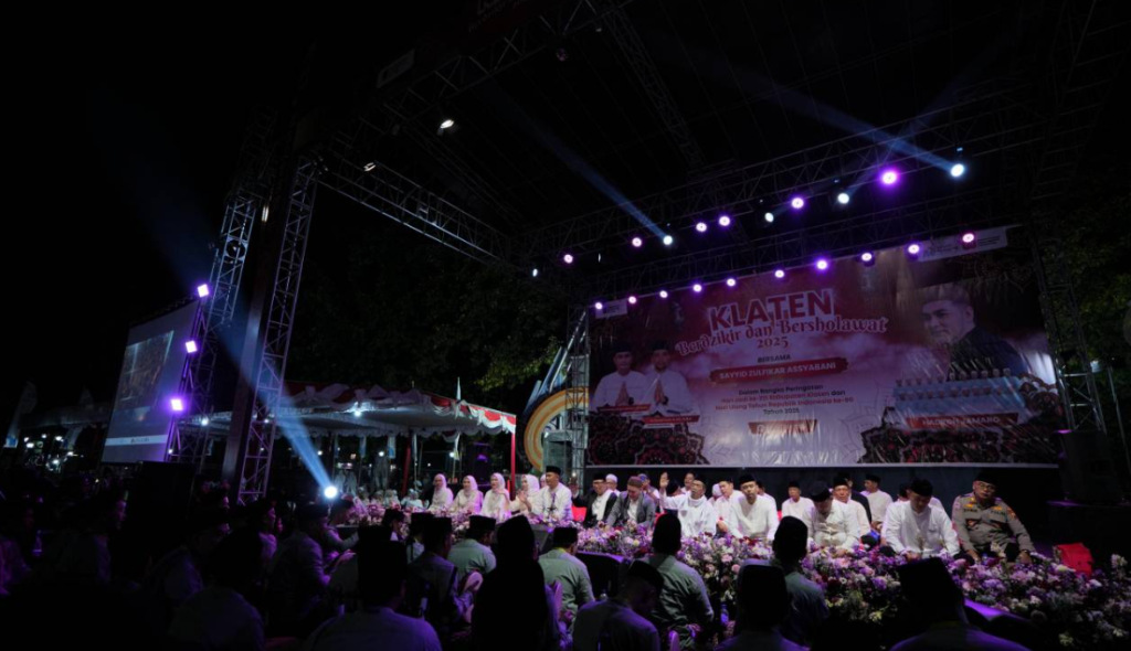 Klaten berdzikir