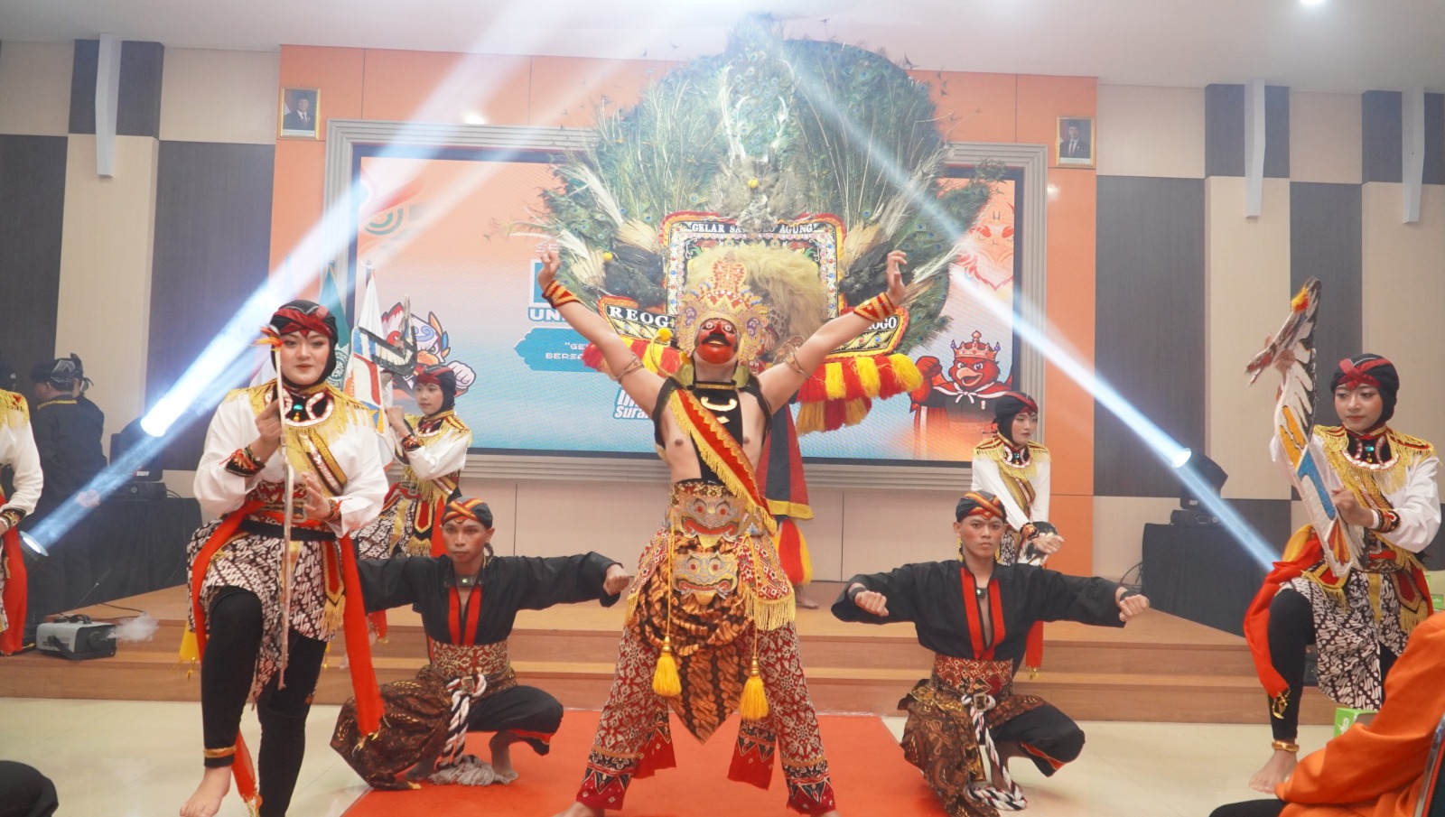 Tarian Reog Mahasiswa UMPKU