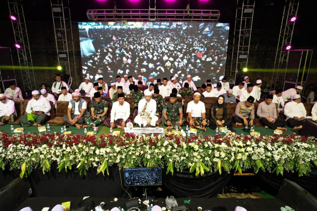 Habib Bidin dan KH Anwar di Gentan