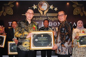 Henry di semarang