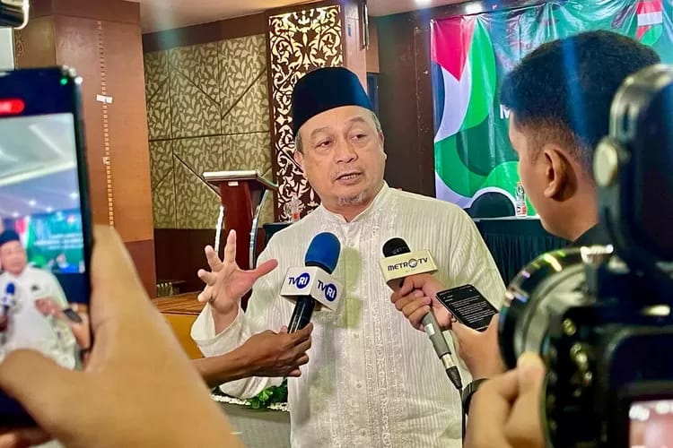 Ustadz Bachtiar Nasir