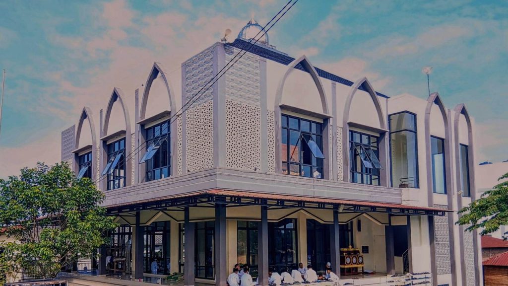 Ponpes Salman Al Farisi